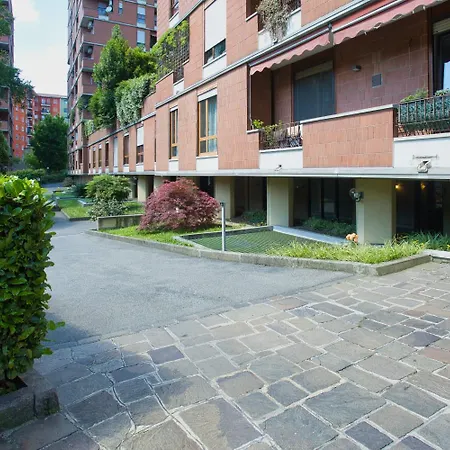 Palmanova Sixty-seven With Terrace * Milánó